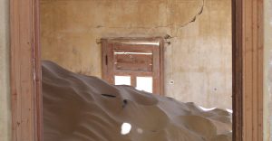 Kolmanskop Dunes inside